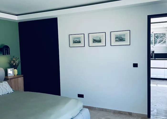 Maison C Гостевой дом 3*